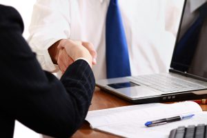 Difference Between UCC Contracts and Common Law Contracts